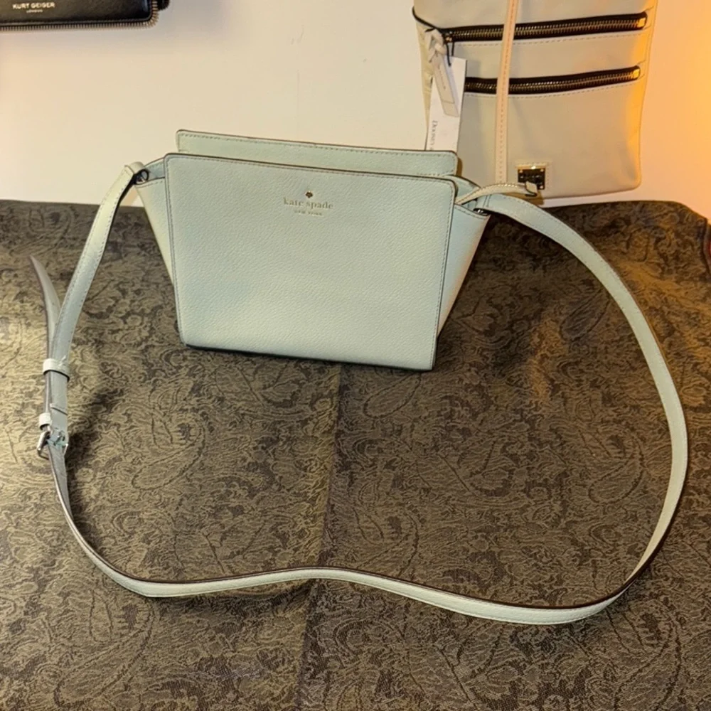 Kate spade ♠️ Small Grand Street Hayden Crossbody Muted Taupe EUC